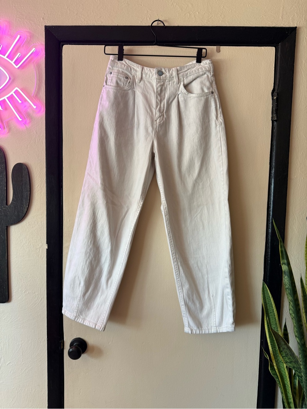 Pilcro White Boyfriend Jeans